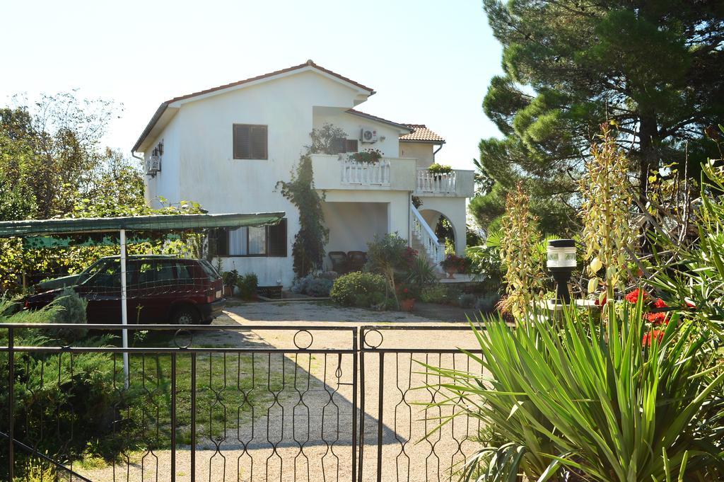 Apartments Stivic Pinezici  Luaran gambar