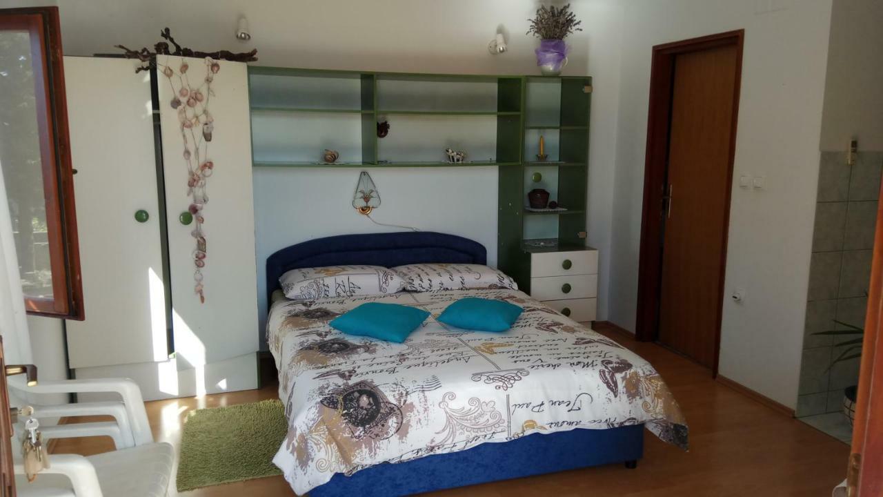Apartments Stivic Pinezici  Luaran gambar